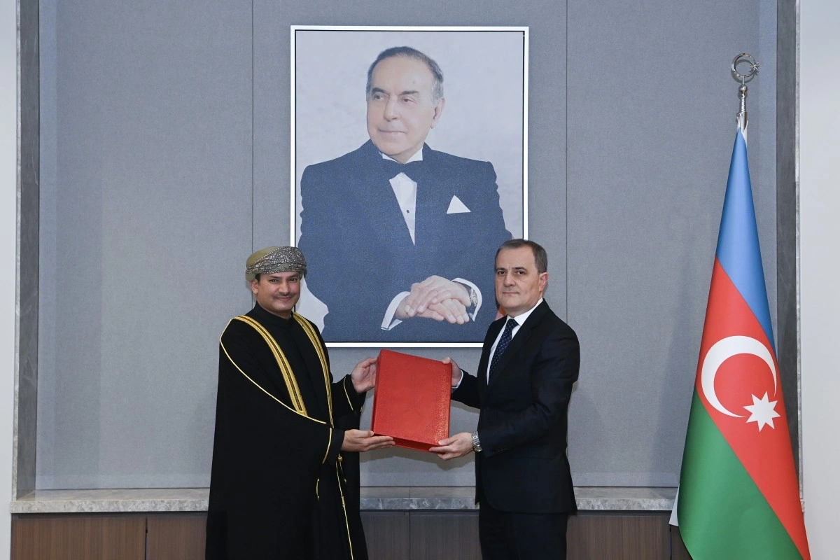 Ceyhun Bayramov Omanın qeyri-rezident səfirini qəbul edib - FOTO