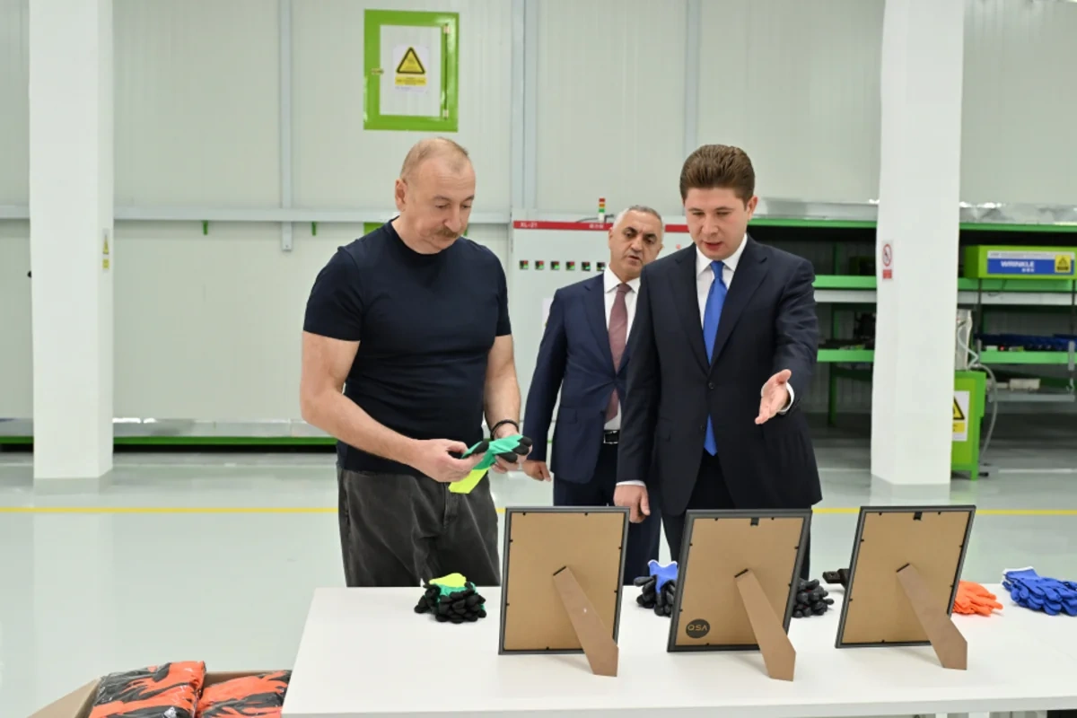 Xankəndidə iş əlcəkləri istehsalı müəssisəsinin açılışı oldu - FOTO