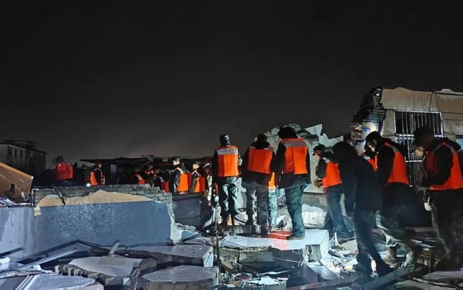 Çində təbii fəkalət: 11 nəfər həlak oldu