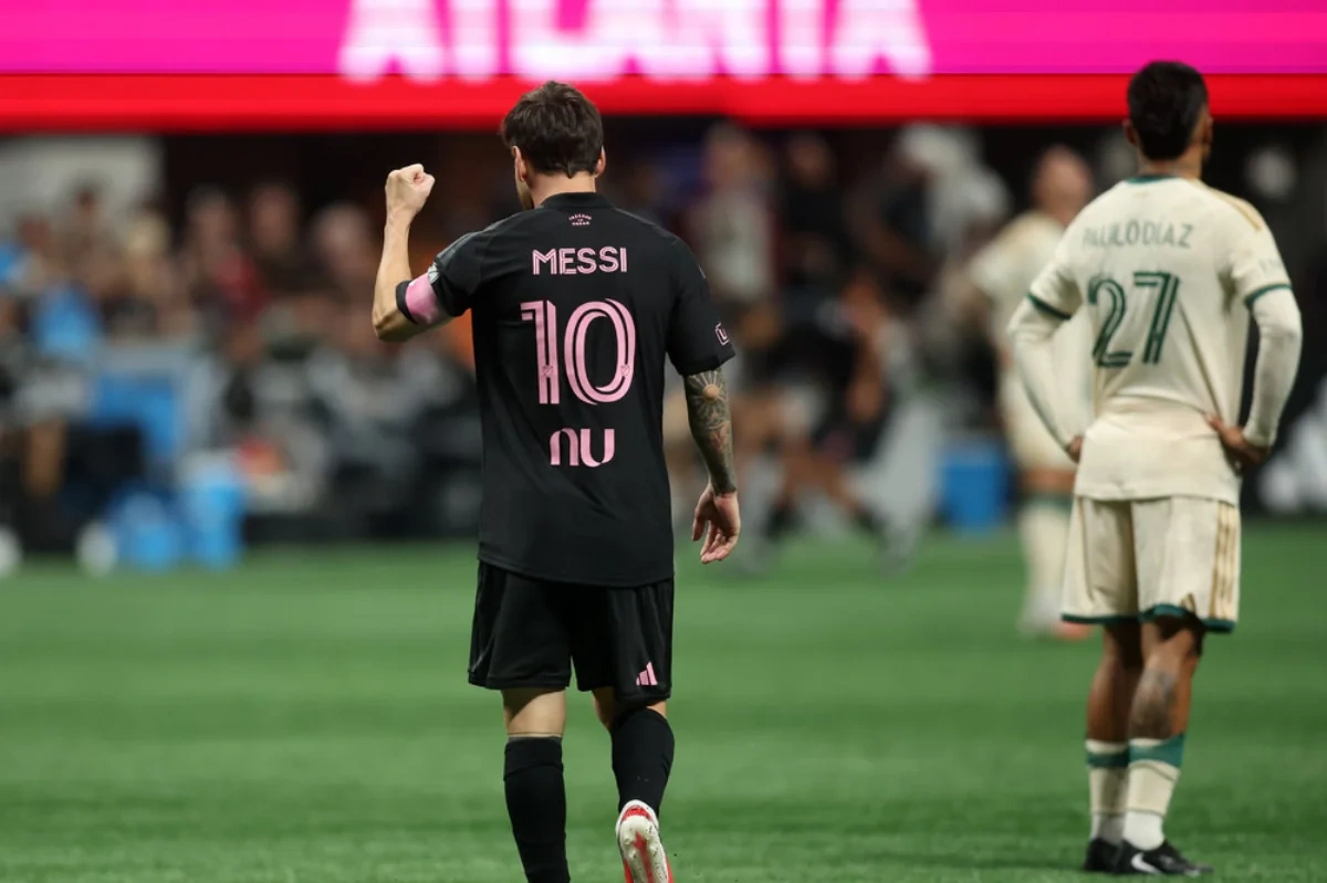 Messi dubl etdi, "İnter Mayami" qalib gəldi