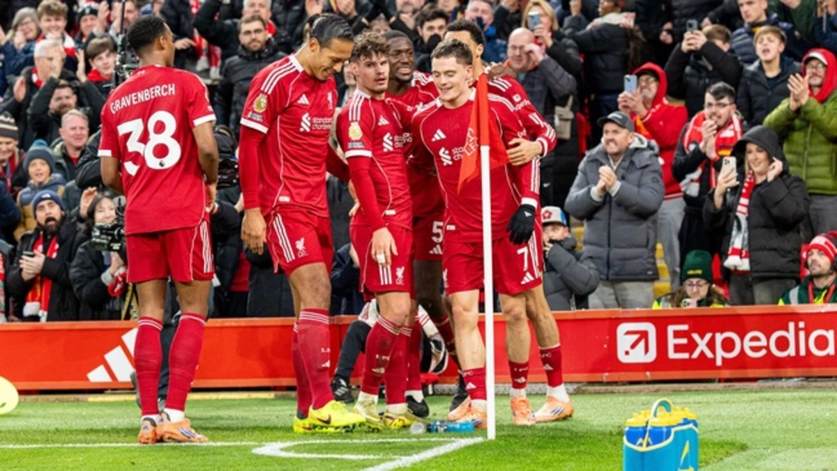 "Liverpul" "Qarabağ"a qarşı oyuna sürpriz müdafiəçi ilə çıxacaq