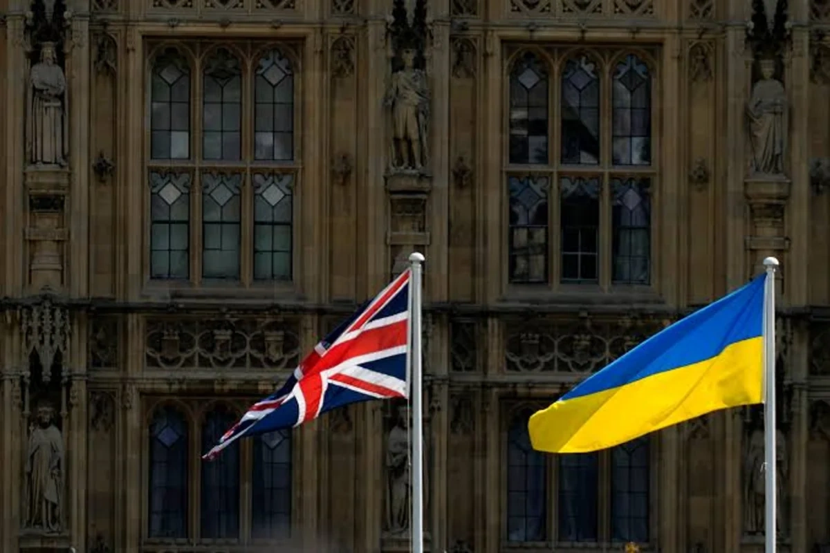 Böyük Britaniya Ukraynanın bərpası üçün əlavə 290 milyon funt sterlinq ayırıb