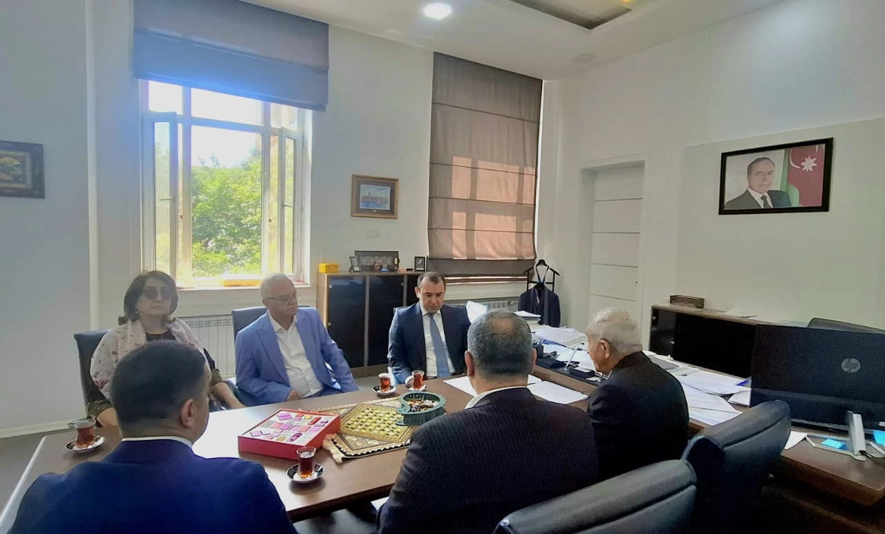 Mikayıl Müşfiqin xatirə muzeyi başqa əraziyə köçürülə bilər-nazirlikdən şairin ailə üzvlərinə təklif - ÖZƏL+FOTO