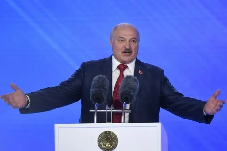 Lukaşenkonun oğlu qol vurdu, atasının komandasını məğlubiyyətdən qurtardı