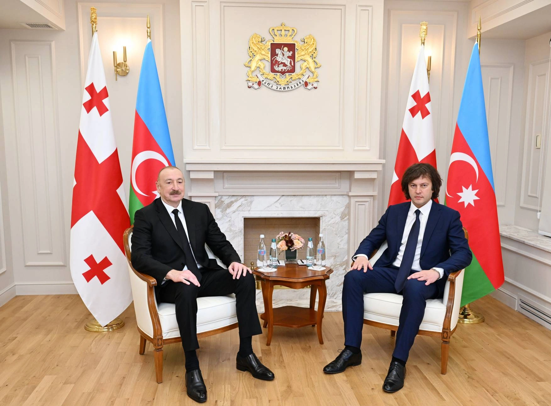 İlham Əliyevin İrakli Kobaxidze ilə təkbətək görüşü oldu - FOTO