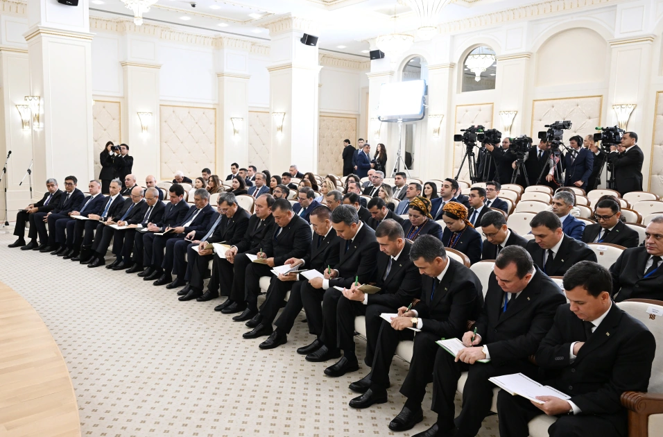 Prezidentlər mətbuata bəyanatlarla çıxış etdilər - FOTO