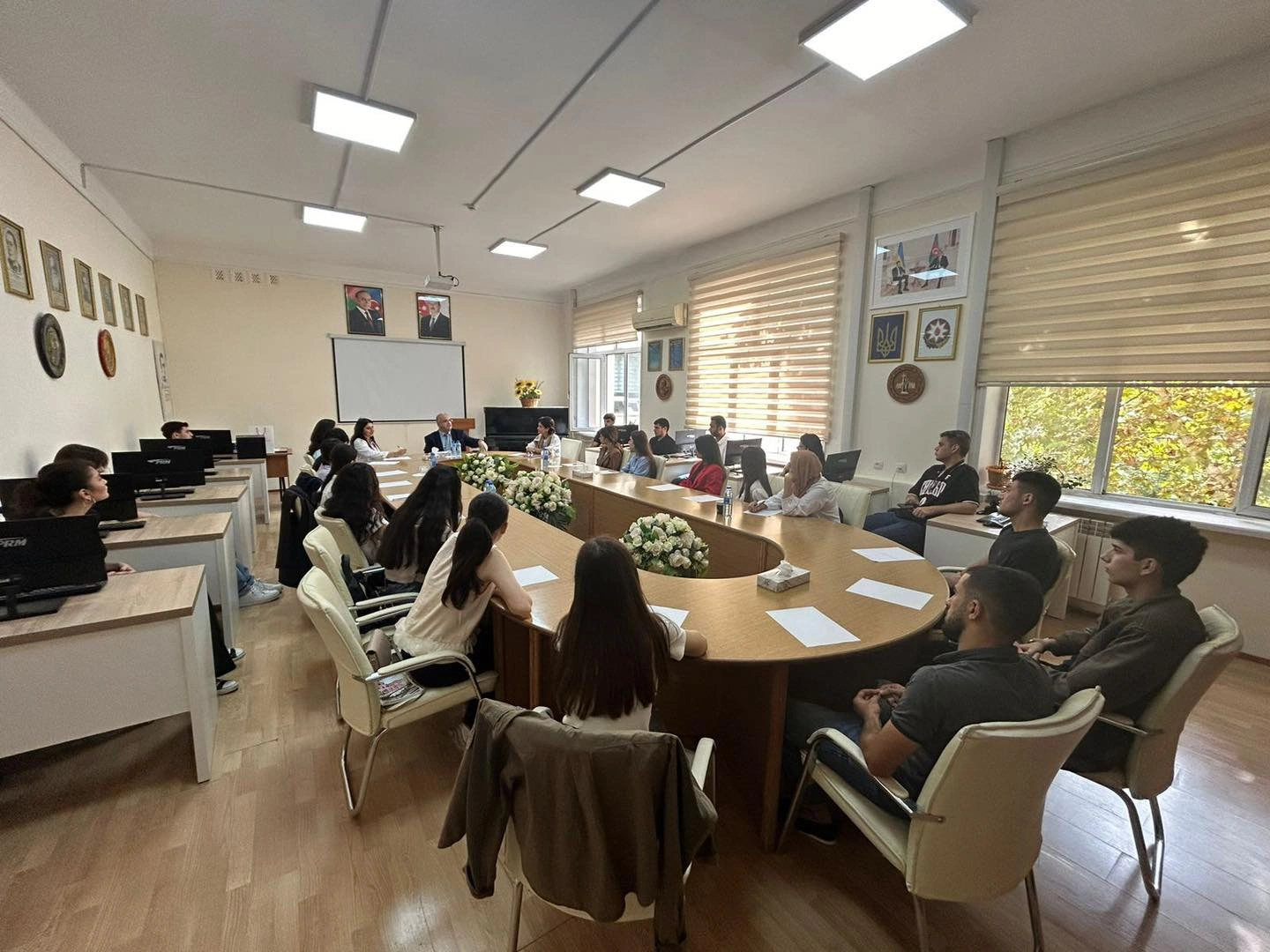 “İçində elm olmayan universitetin fasadı nə qədər parlaq olsa da, o bina gələcəyin iqtisadiyyatını qura bilməyəcək…”