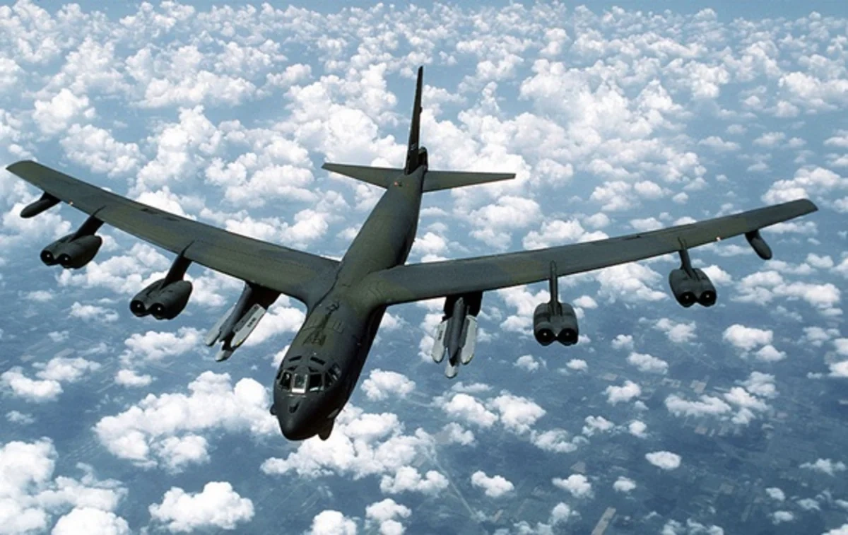 ABŞ İrana zərbələr üçün Britaniyaya əlavə bombardmançılar göndərib