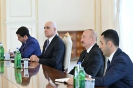 Prezident İlham Əliyev Baqir Qalibafın başçılıq etdiyi nümayəndə heyətini qəbul edib - FOTO