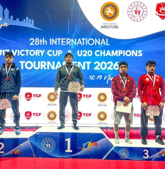 Azərbaycan güləşçiləri Antalyadakı "Çempionlar" turnirində 13 medal qazanıblar - FOTO