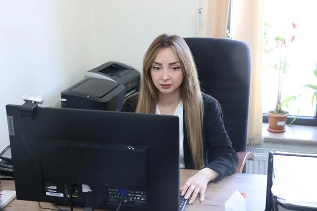 Xankəndidə dünyaya gələn ilk uşağın anasına VƏZİFƏ VERİLDİ - FOTO