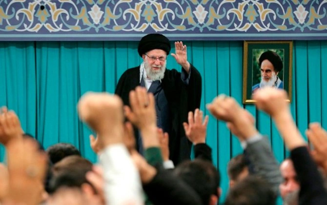 "ABŞ-ın susqunluğu və Tehranın sərt cavabı: İranda etirazlar niyə səngidi?" - "The Washington Post"