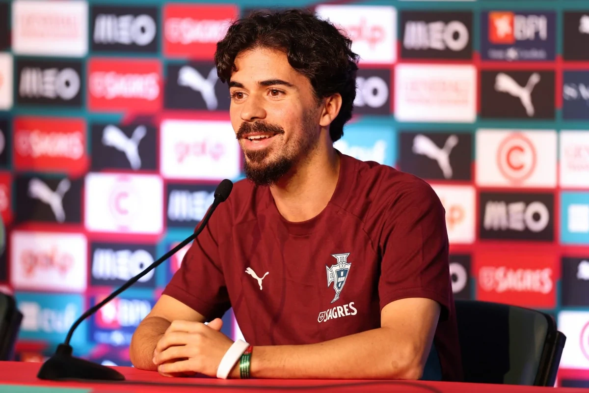 Portuqaliyanın baş nazirindən millinin futbolçularına anlamlı hədiyyə