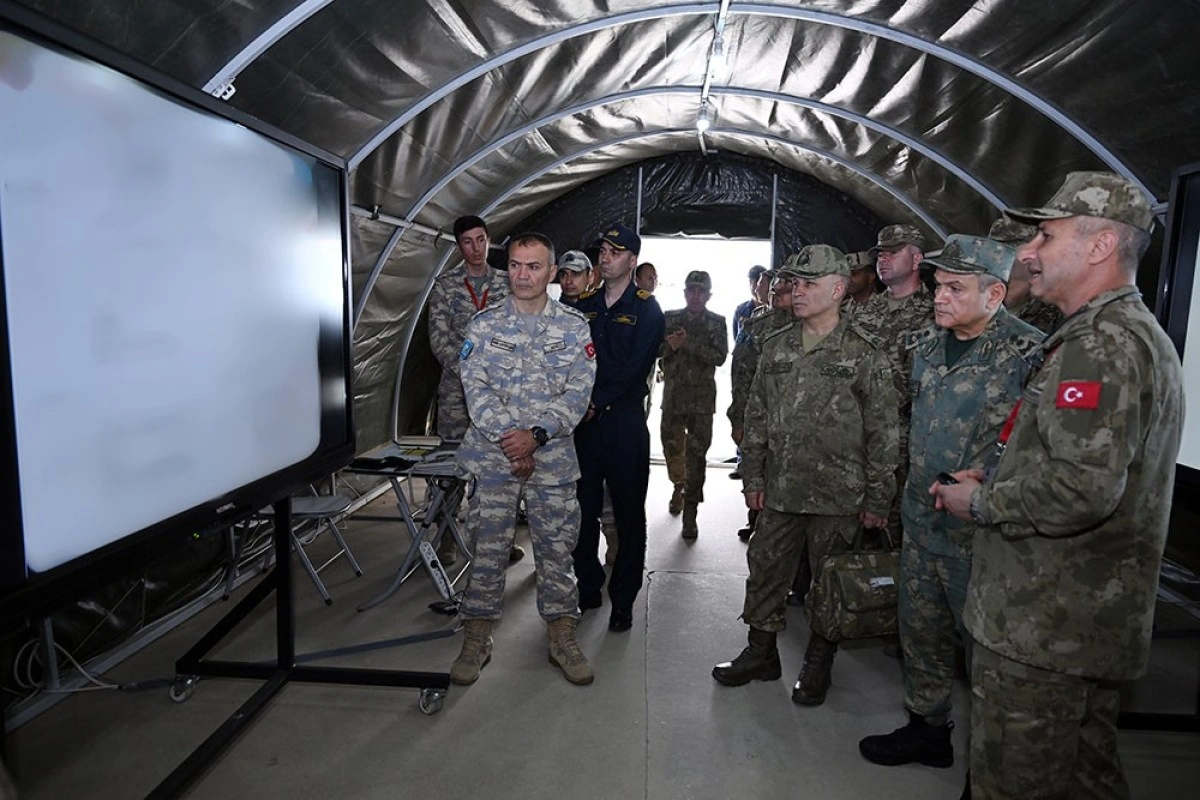 "EFES - 2026": General-leytenant Azər Əliyev təlim ərazisində yaradılan şəraitlə tanış olub - FOTO