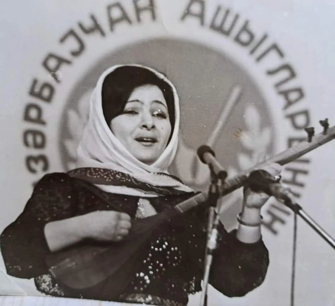 “Ailəli xanımlar üçün aşıq olmaq çətindir, kişinin nəyinə lazım, qadın qədər nə əziyyət çəkir ki?” - ETİRAZ