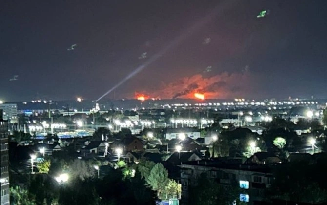 Rusiyada aviasiya və neft zavodları yanır