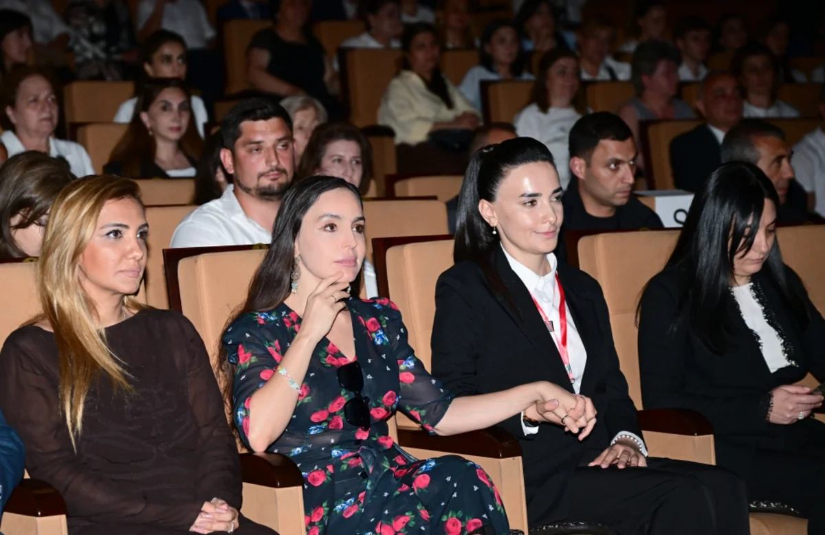Leyla Əliyeva "Onlardan biri: Emil" adlı anım tədbirində iştirak edib - FOTO