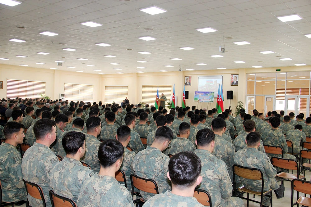 Azərbaycan Ordusunda bayram tədbirləri keçirildi - FOTO/VİDEO