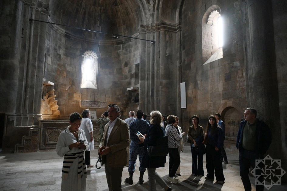 Diplomatlar Gəncəsər monastırında - FOTOLAR