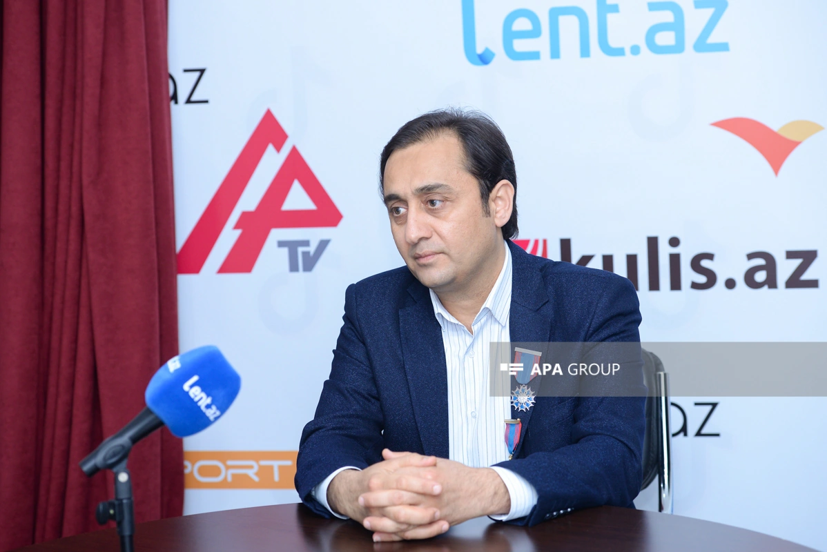 Rəsulzadənin obrazını canlandıran aktyor: "30-40 manata məclislərə kloun gedirdim" - FOTO