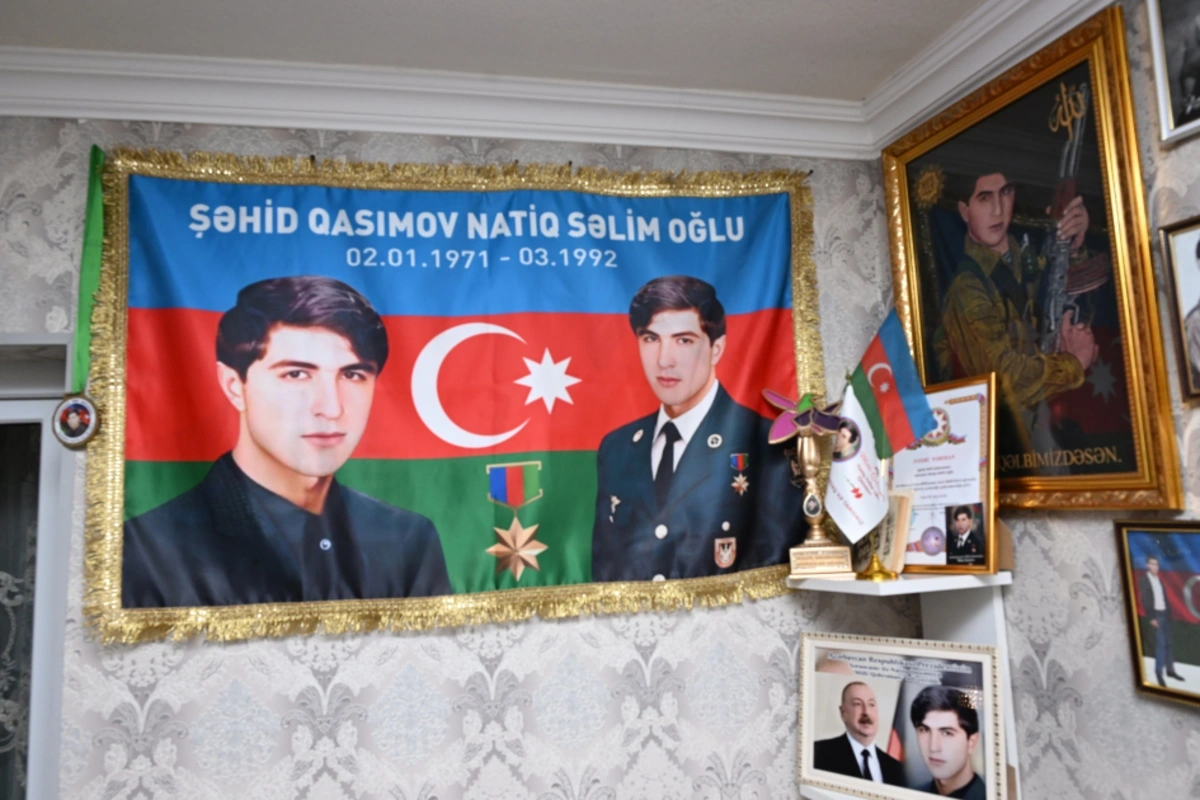 Leyla Əliyeva və Alyona Əliyeva Gəncə Memorial Kompleksini və Milli Qəhrəman Natiq Qasımovun ailəsini ziyarət ediblər - FOTO
