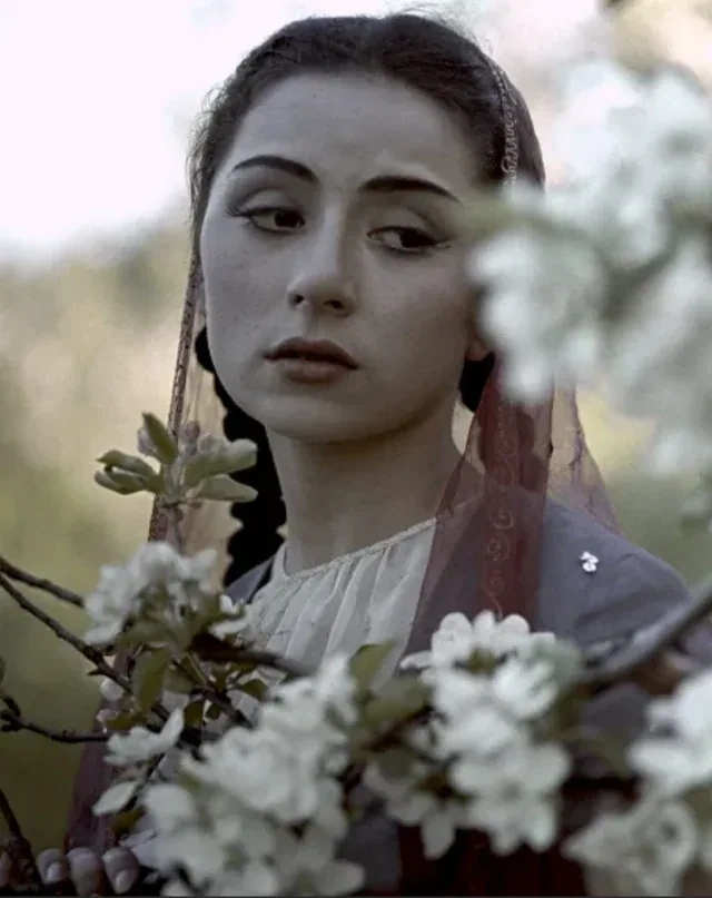 Leyla Şıxlinskaya uzun müddət sonra - FOTO