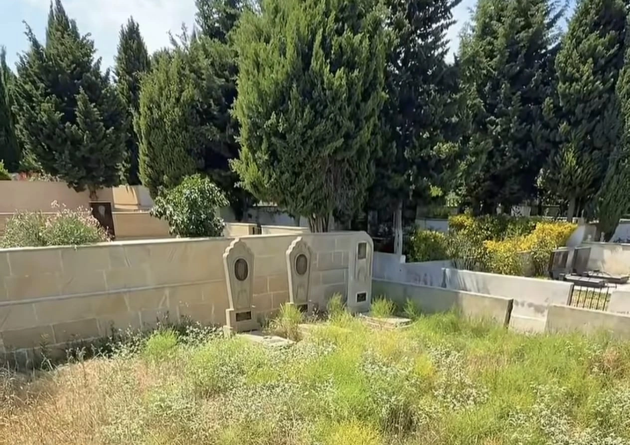 “Paylaşmaqla düzgün etməyiblər, insanlar bizi qınayır ki...”-Elçin Cəlilovun qızı atasının məzarının görüntüsündən danışdı-FOTO+ÖZƏL