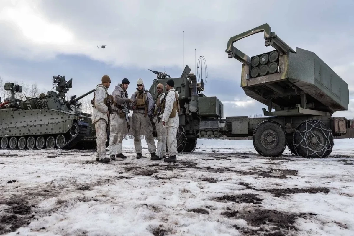 Niderland Arktikanı NATO-nun çəkindirmə sisteminin bir hissəsi kimi tanıyıb