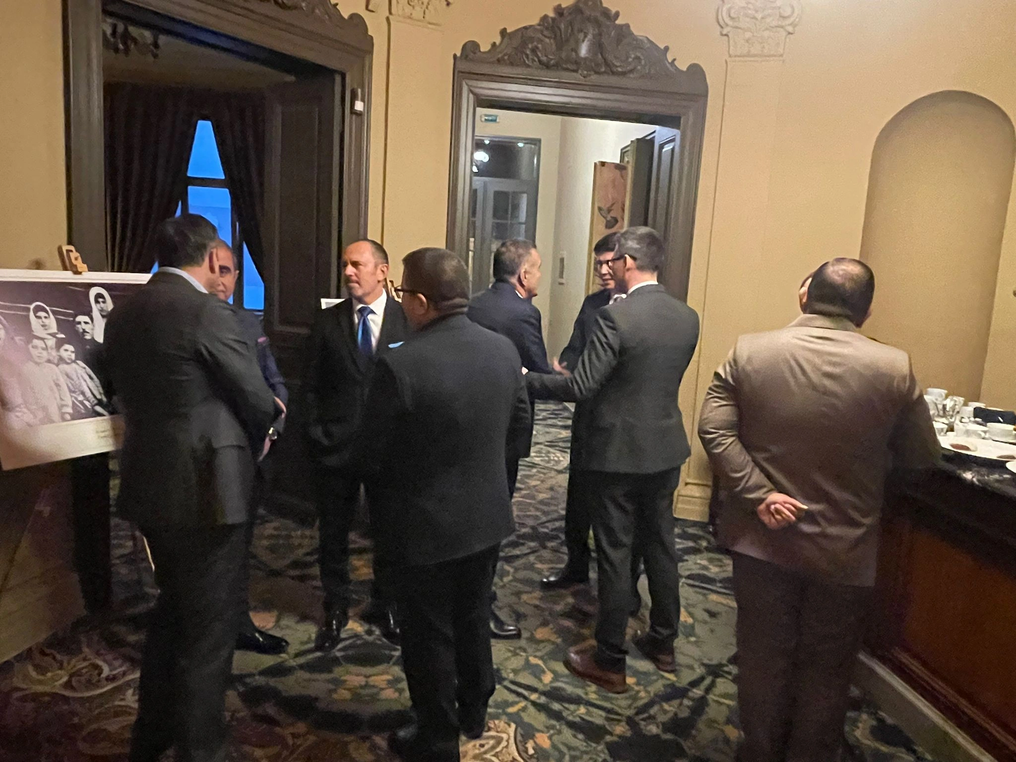 Ümummilli liderin xatirəsi Buxarestdə yad edildi - FOTOLAR