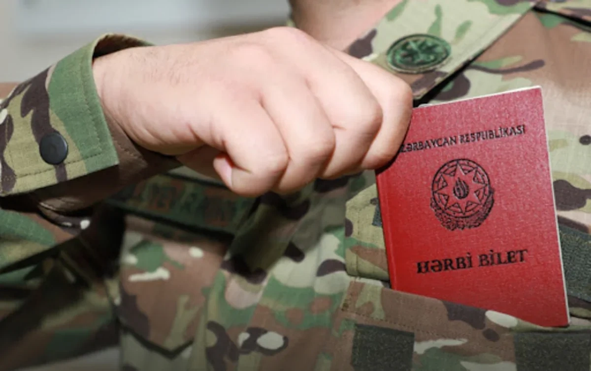 Azərbaycanda əsgərlik müddətinin azaldılması və ödənişli hərbi xidmətlə bağlı AÇIQLAMA