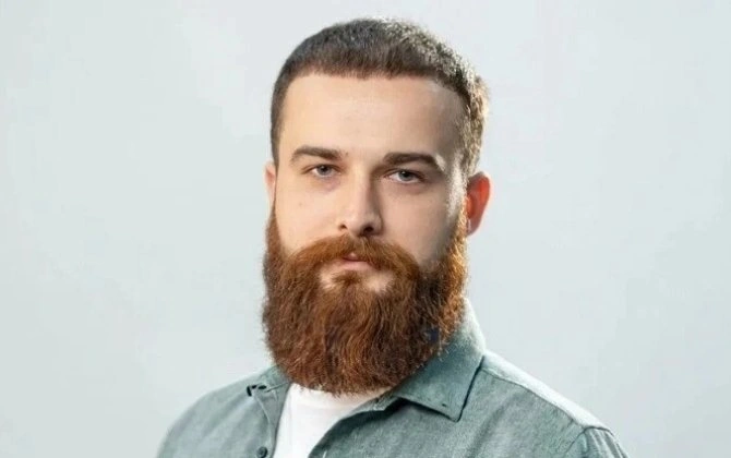 Şəkiyə evlilik ildönümünü qeyd etmək üçün gedibmiş...