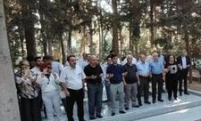 ƏHD Partiyası Əbülfəz Elçibəyin məzarını ziyarət edib - FOTO