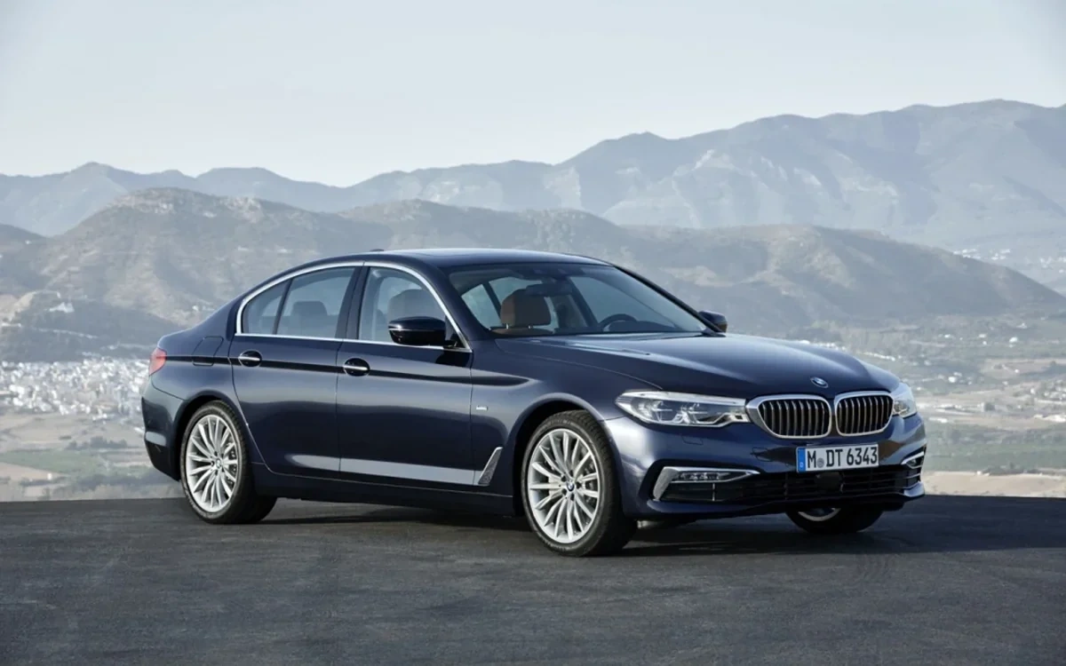 BMW avtomobillərini modifikasiya edən şirkəti satır
