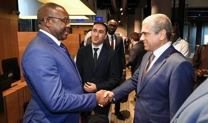 Seneqallı nazir DOST Mərkəzi ilə tanış oldu