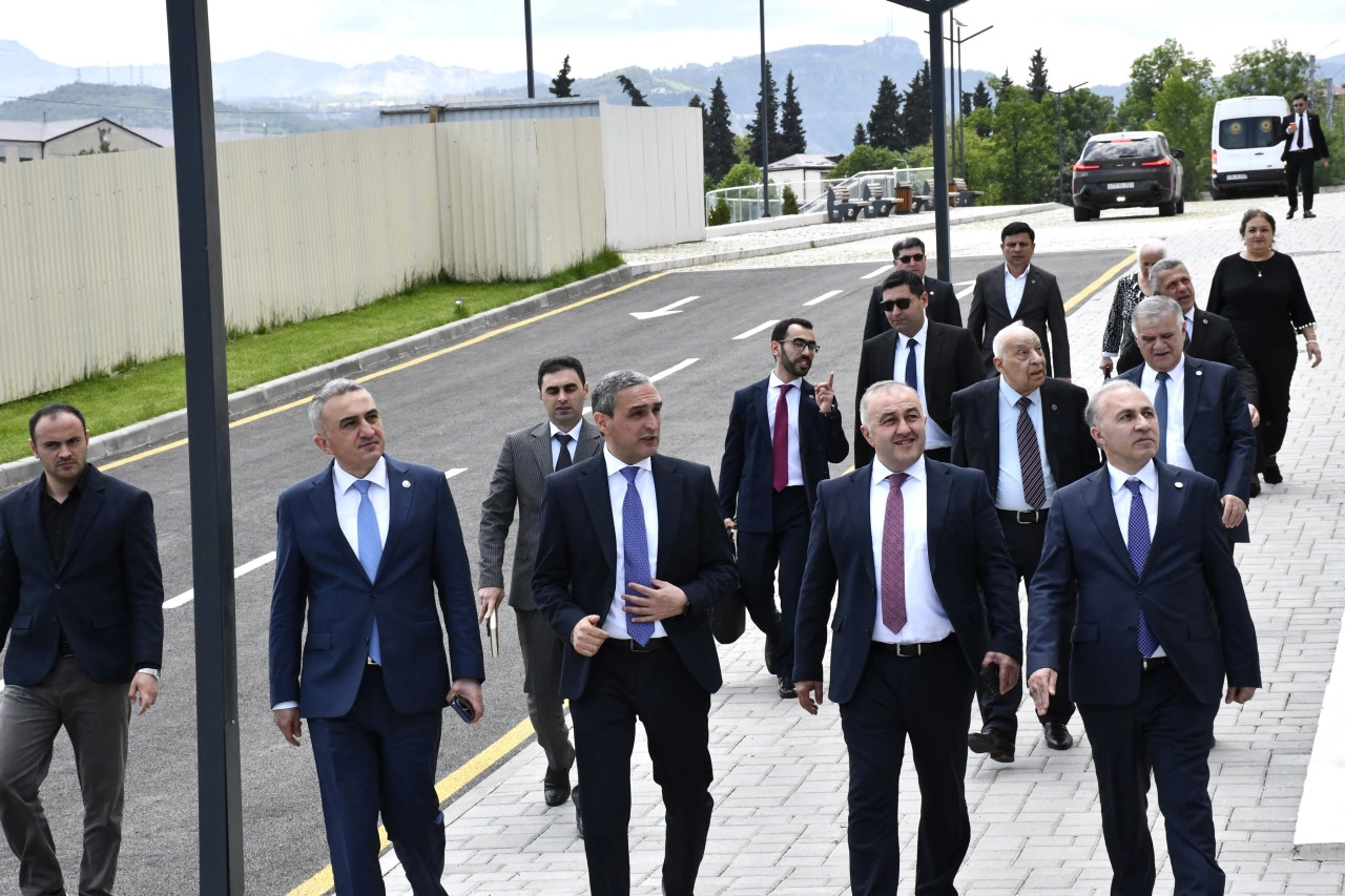 Vəkillər Kollegiyasının nümayəndə heyəti Qarabağ Universitetində - FOTOLAR