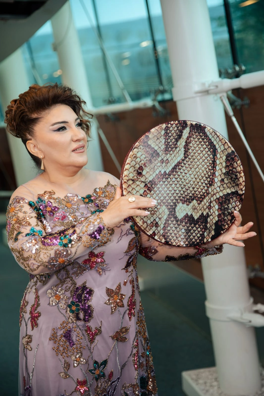 “Maşın, geyim, pul davası edirlər, ad günü etməklə yarışırlar, bu yaşa çatmışam hələ də...” - FOTO+ÖZƏL