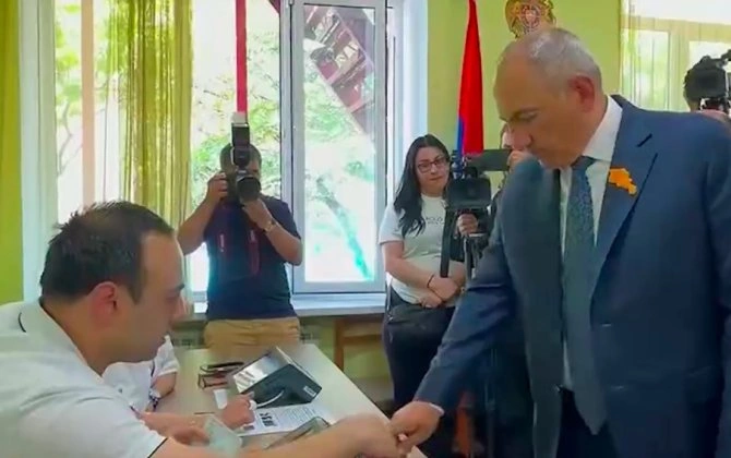 “Paşinyanın seçkilərdə qalib gəlməsi Rusiyanın xeyrinədir...”