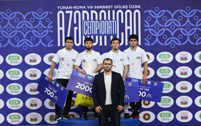 Sərbəst güləşdə 5 çəkidə ölkə çempionları müəyyənləşib - FOTO