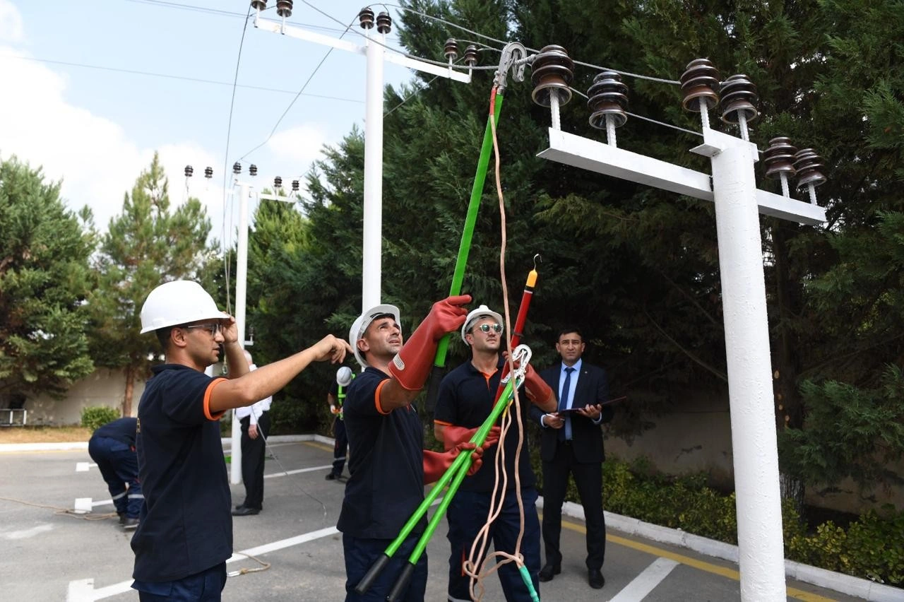 "Yeni nəsil energetiklər" Ümumrespublika Yarışının 9-cu finalçısı müəyyənləşib - FOTOLAR