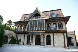 Prezidentlə xanımı Şamaxıda “Nəsimi Bağları” kompleksi ilə tanış oldular - YENİLƏNİB - FOTO