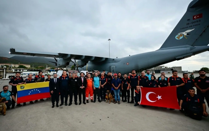 Türkiyə güclü zəlzələdən sonra Venesuelaya xilasedici qrup göndərib