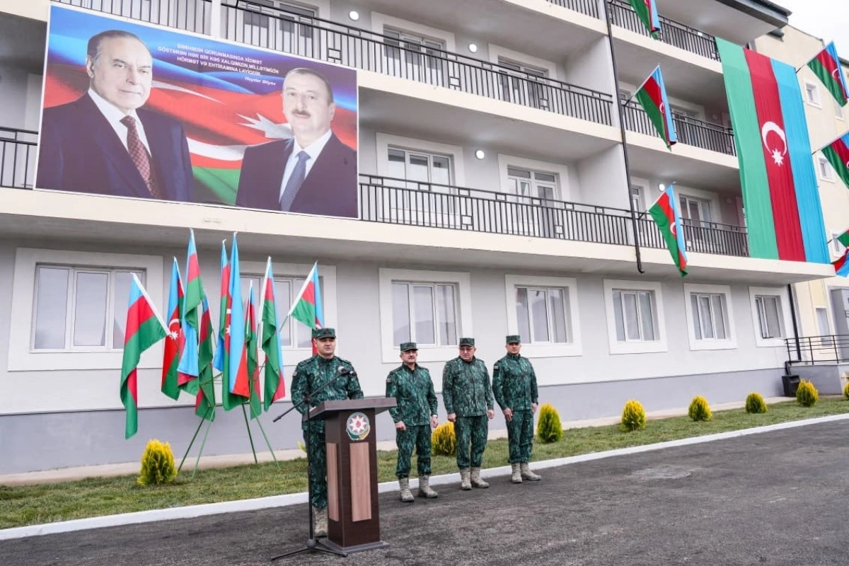 Qubadlıda “Sərhədçi” yaşayış kompleksi hərbçilərin istifadəsinə verilib - FOTO - VİDEO