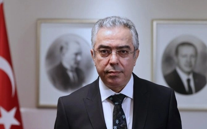 Ərdoğanın müşaviri: Maduroya qarşı hərbi əməliyyat imperialist təcavüzdür