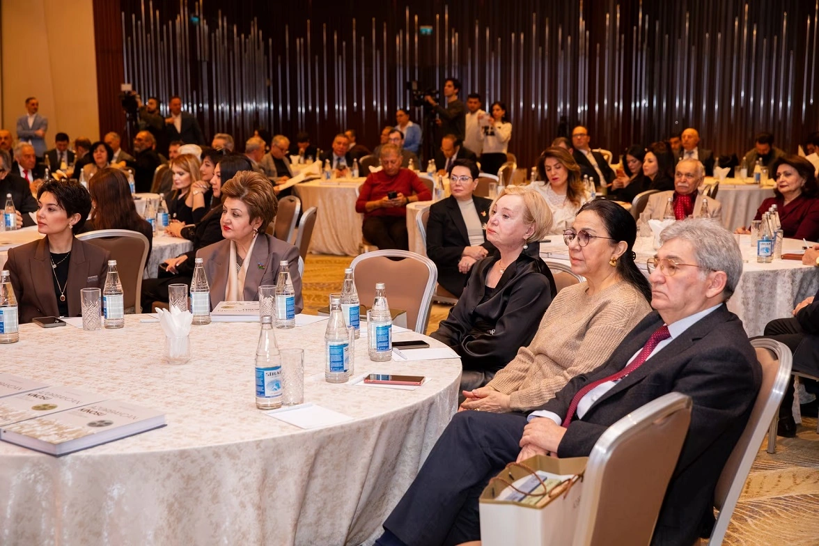 bp və TLM Azərbaycan kino ensiklopediyasını təqdim etdi - FOTOLAR