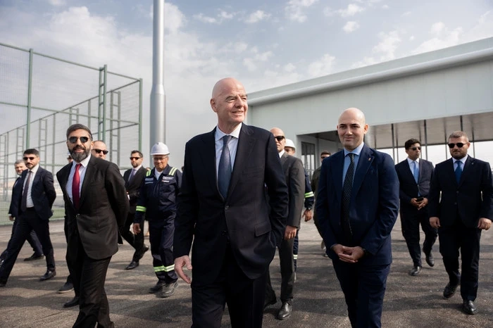İnfantino Hövsanda inşa olunan meydançalara baxış keçirdi - FOTOLAR