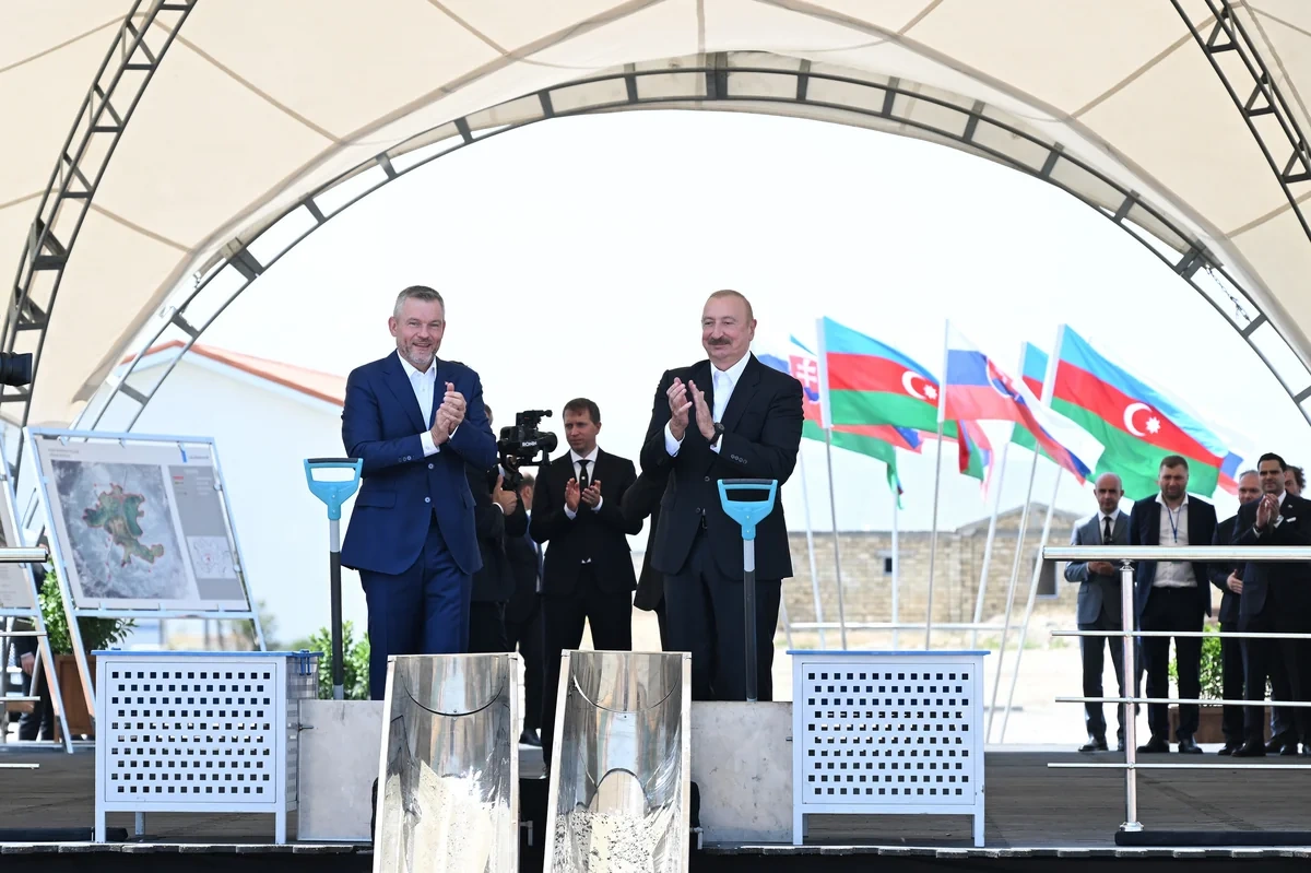 Slovakiyadan Azərbaycana məktəb hədiyyəsi: Prezidentlər təməlqoyma mərasiminə qatıldılar - FOTO