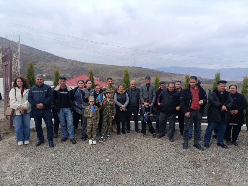 Xocavəndin Xanoba kəndində 25 ailəyə evlərinin açarları təqdim olunub - FOTO