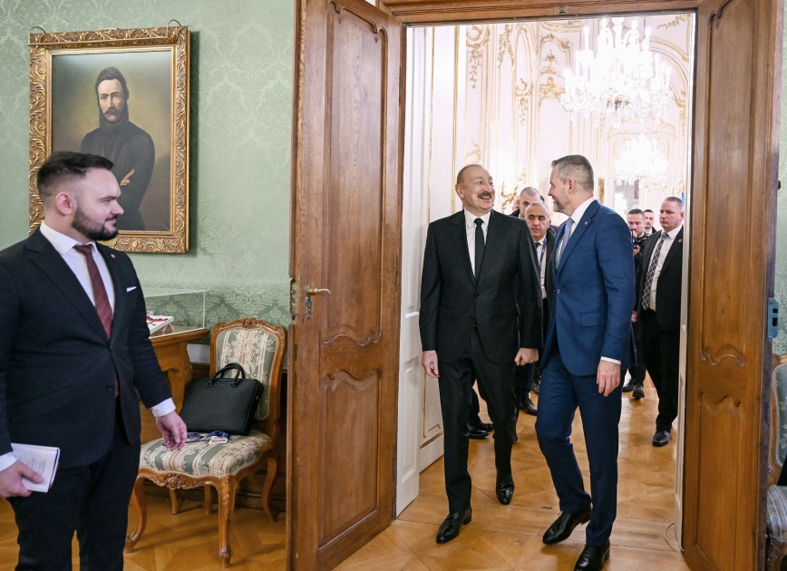 Bratislavada Azərbaycan Prezidenti İlham Əliyevin Slovakiya Prezidenti ilə geniş tərkibdə görüşü olub - FOTO - YENİLƏNİB
