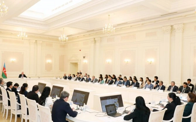 Ali Məhkəmədə etimad hüququnun qorunması və inzibati praktikada bərabər yanaşma məsələləri müzakirə olundu - FOTO