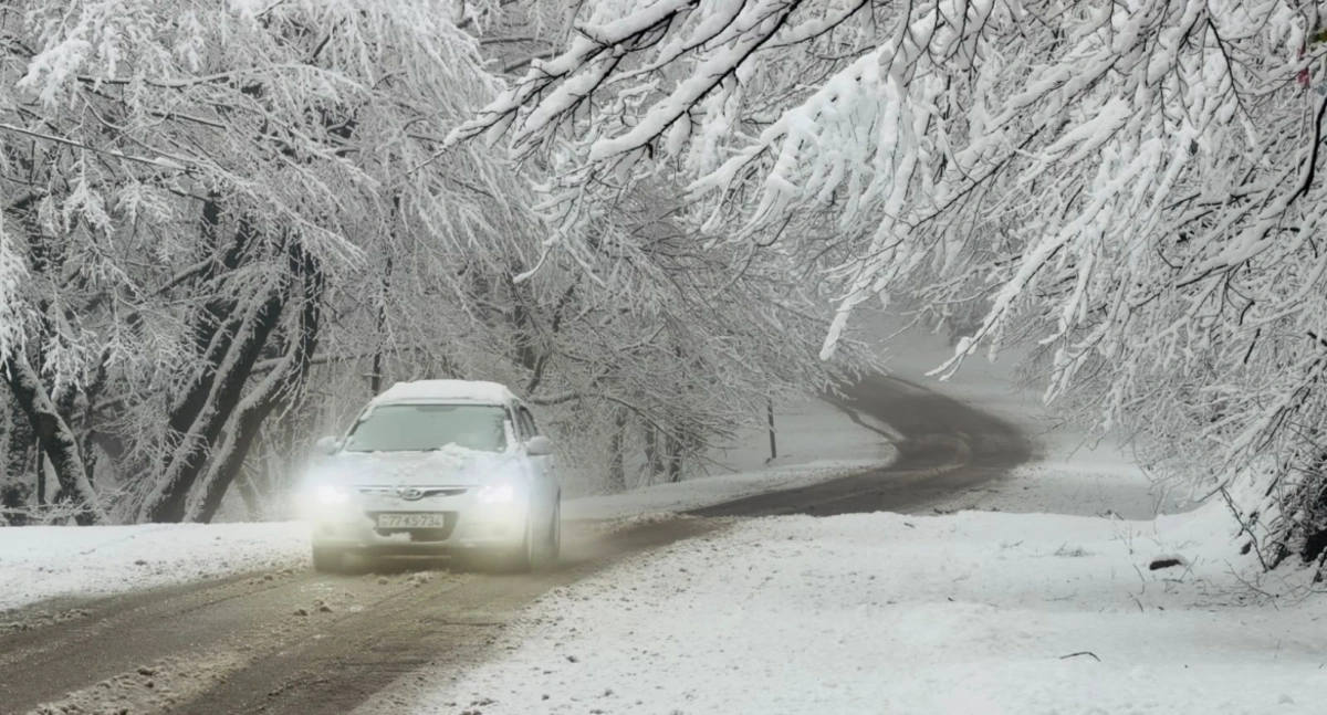 Bakı-Şamaxı-Yevlax yolu buz bağladı - FOTO